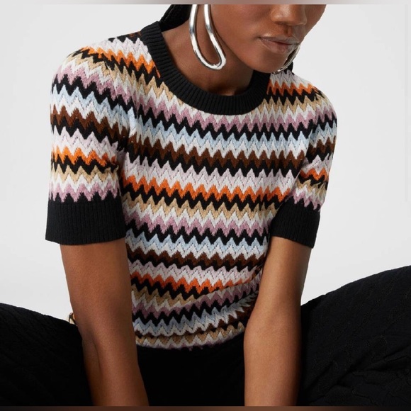 Missoni Sweaters - Missoni Wool Short Sleeve Crewneck Zig Zig  Pullover Sweater Size 40/US 4
